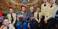 Кадетам удалось пообщаться с ветераном, Борисом Ивановичем Гинкулом - МАУ Медиацентр