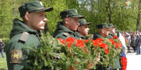 В День Победы на «Красной горке» отслужили панихиду по погибшим в годы войны - ТК Кварц